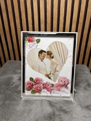 Personalized Hearts and Flowers Photo Frame - Modakseja